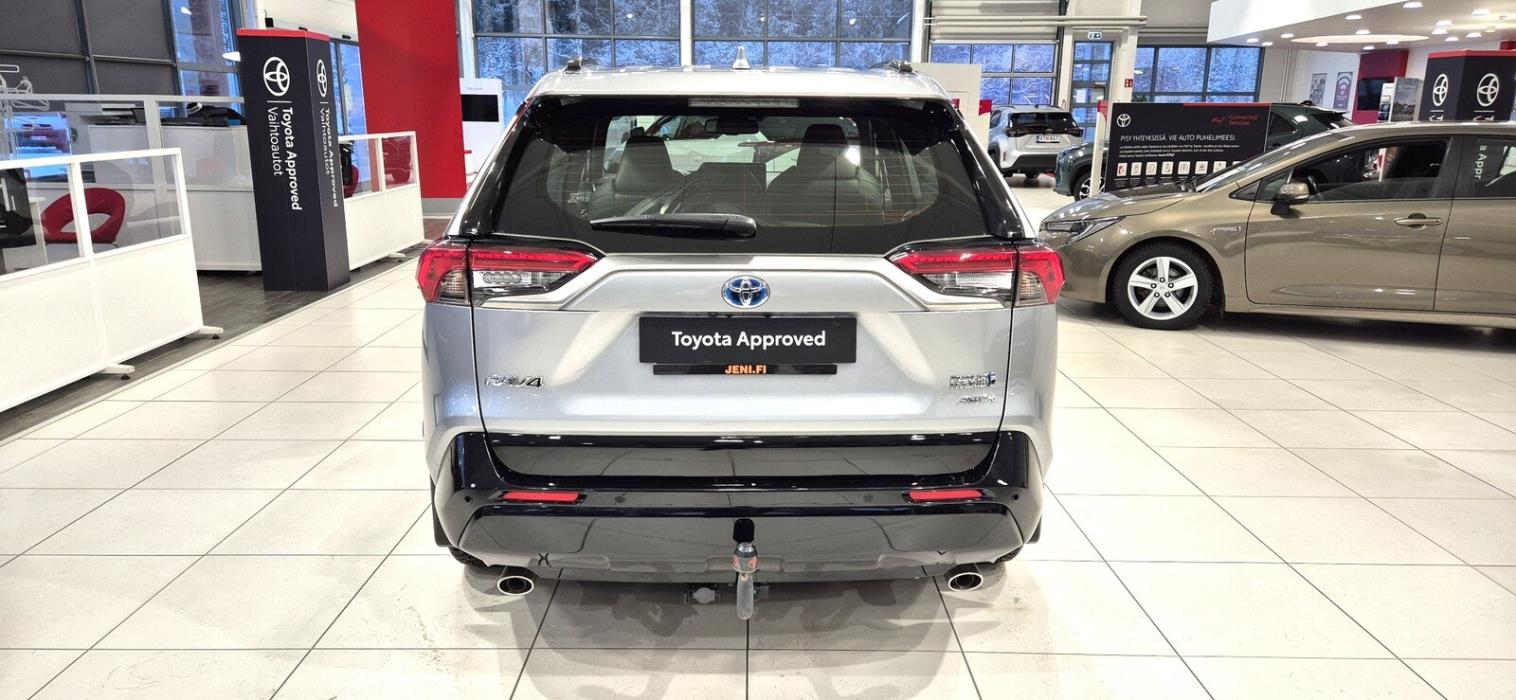 Toyota RAV4 Plug-in 2023