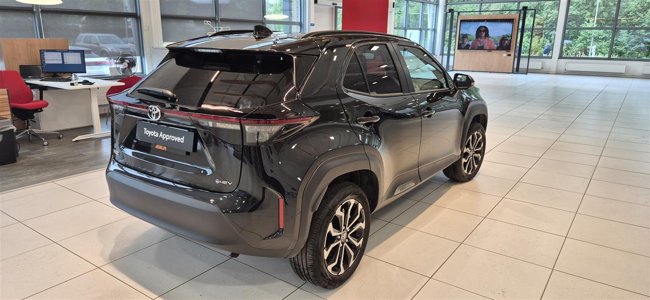 Toyota Yaris Cross 2025