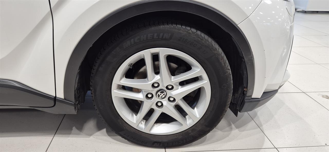 TOYOTA C-HR 2021