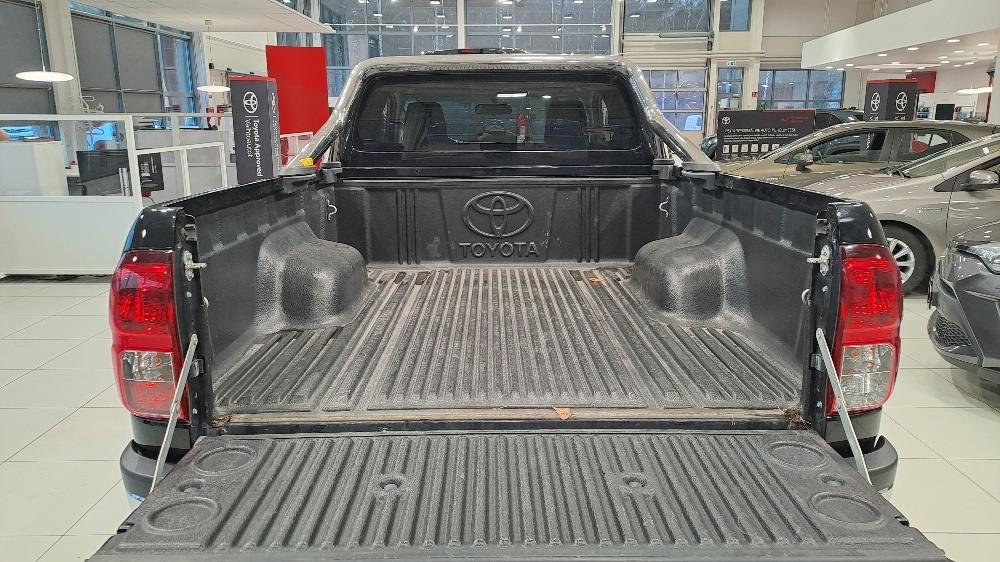 TOYOTA HILUX 2021
