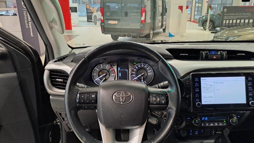 TOYOTA HILUX 2021
