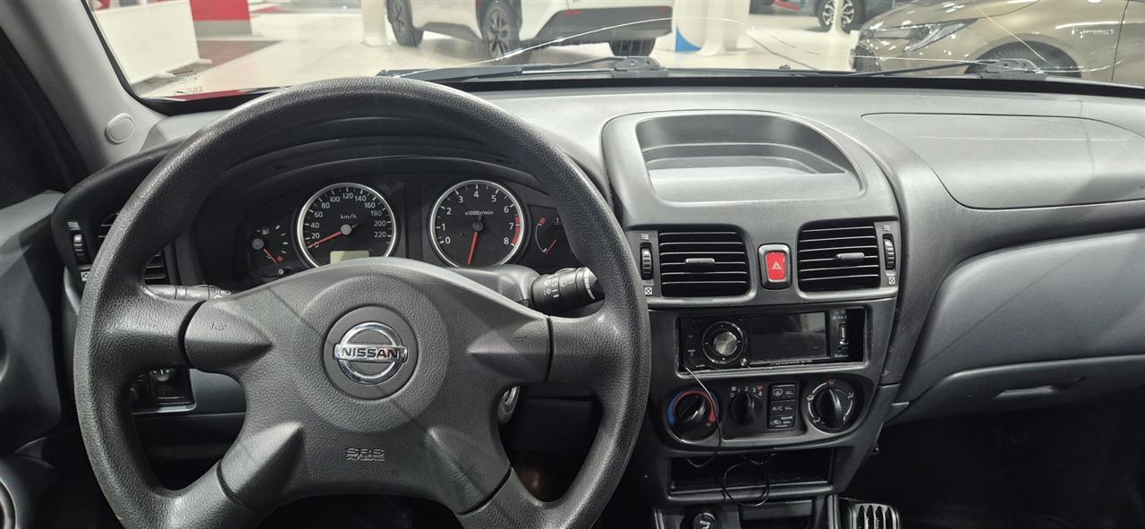 NISSAN Almera 2006