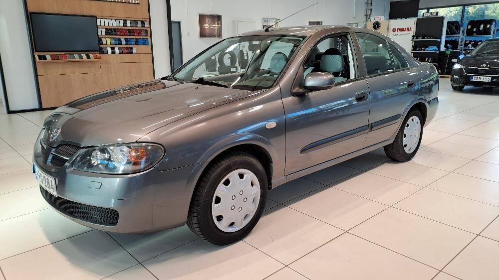Nissan Almera 2006