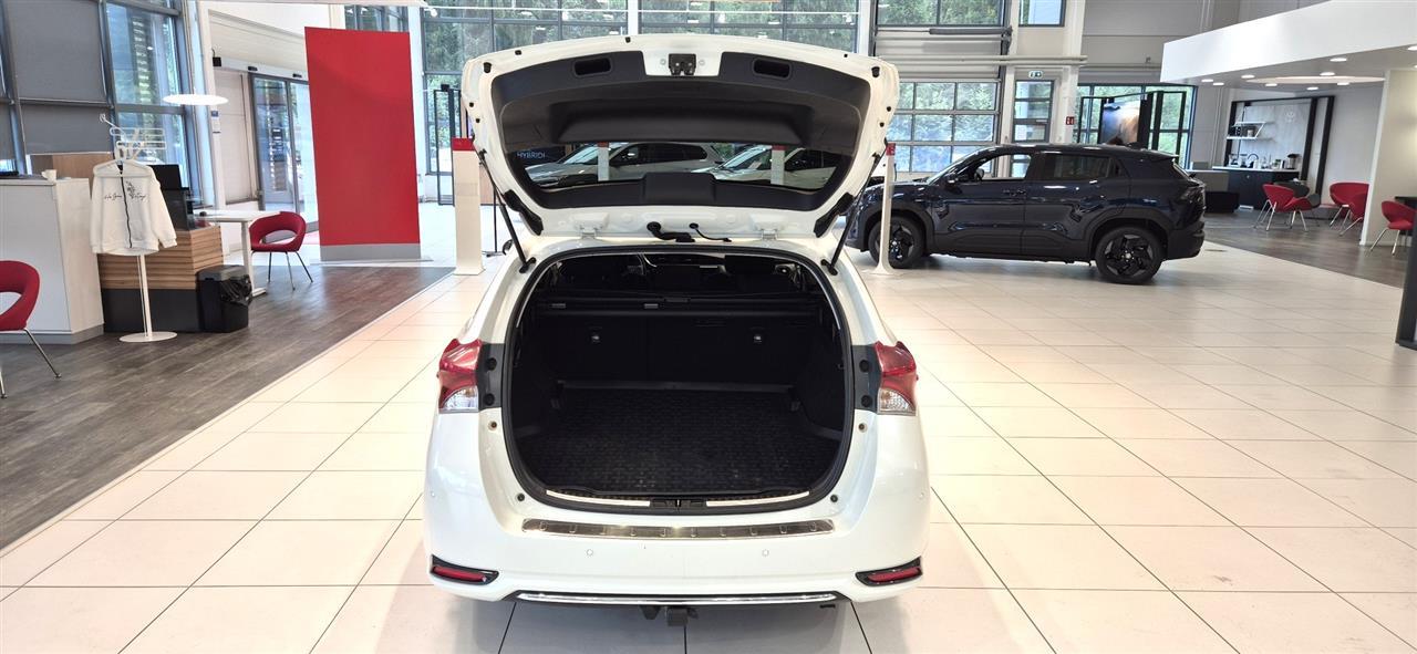 Toyota Auris 2017