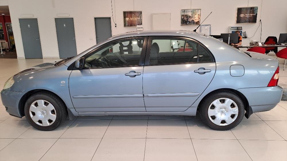 Toyota Corolla 2003