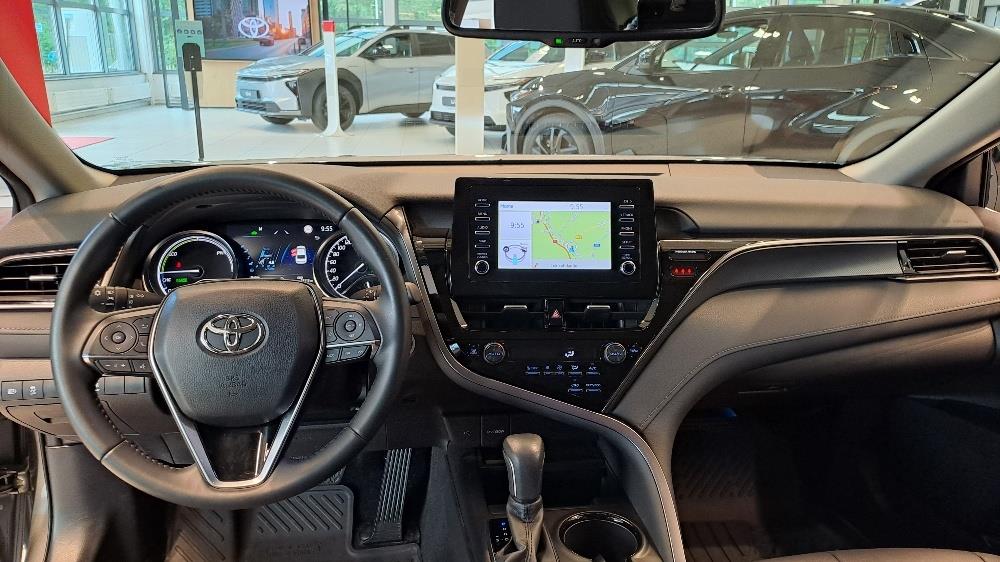 Toyota Camry 2023