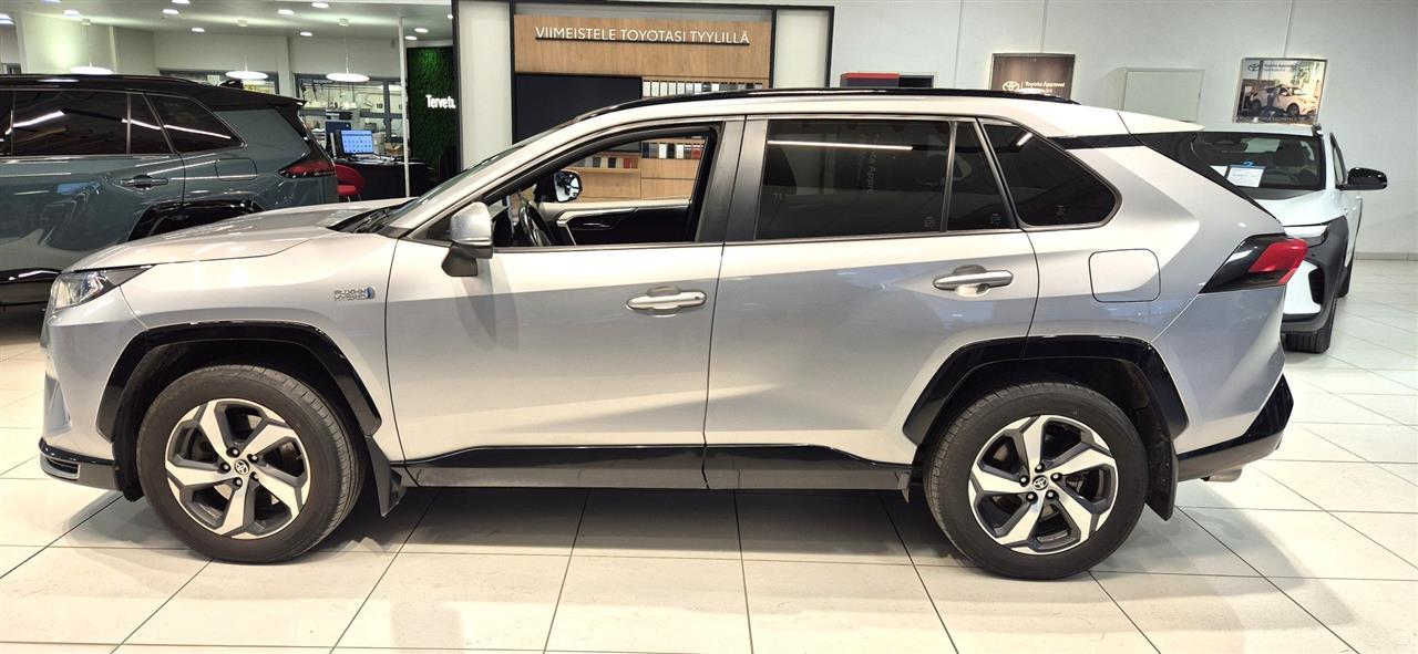 Toyota RAV4 Plug-in 2021