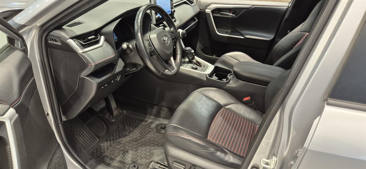 Toyota RAV4 Plug-in 2021