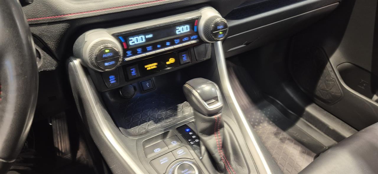 Toyota RAV4 Plug-in 2021