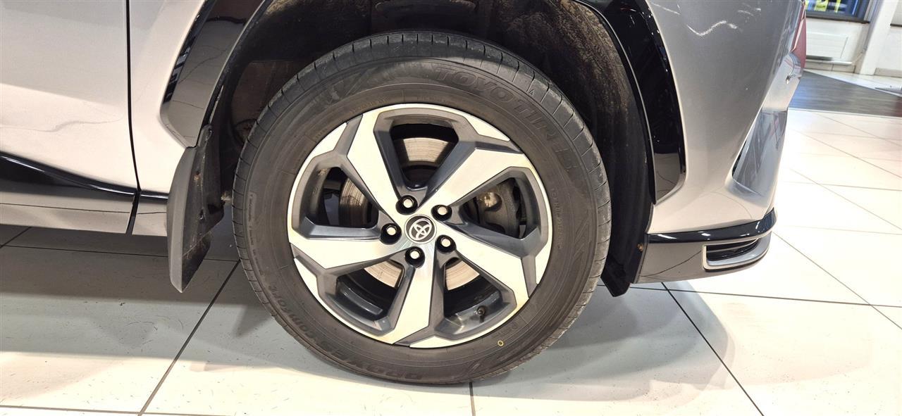 Toyota RAV4 Plug-in 2021
