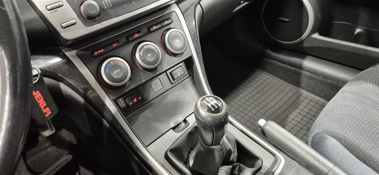 MAZDA Mazda6 2010