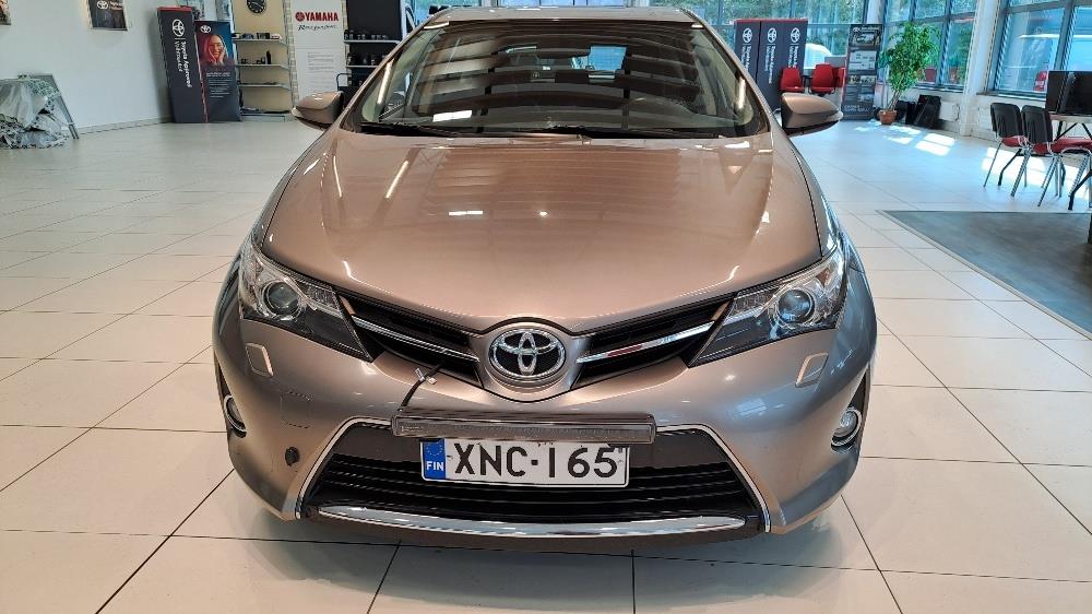Toyota Auris 2013
