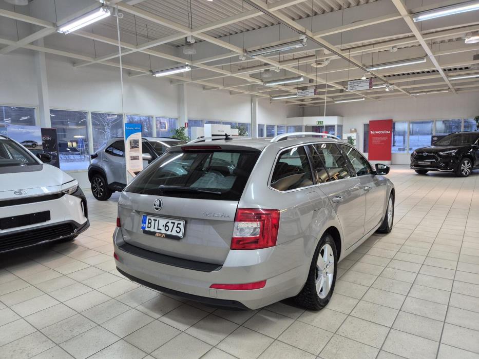 SKODA Octavia 2016