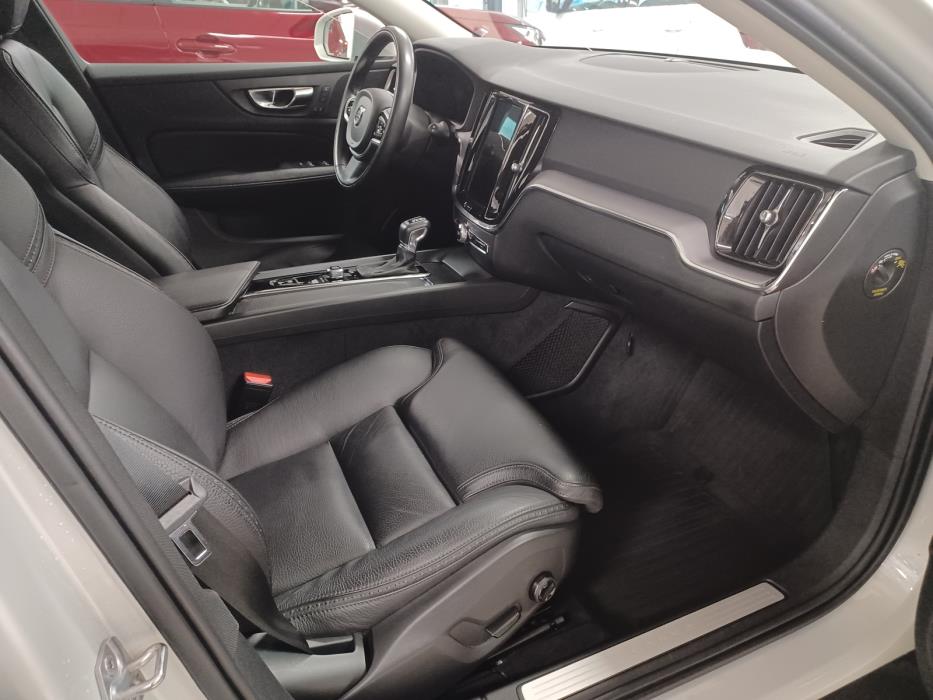 Volvo V60 Cross Country 2019