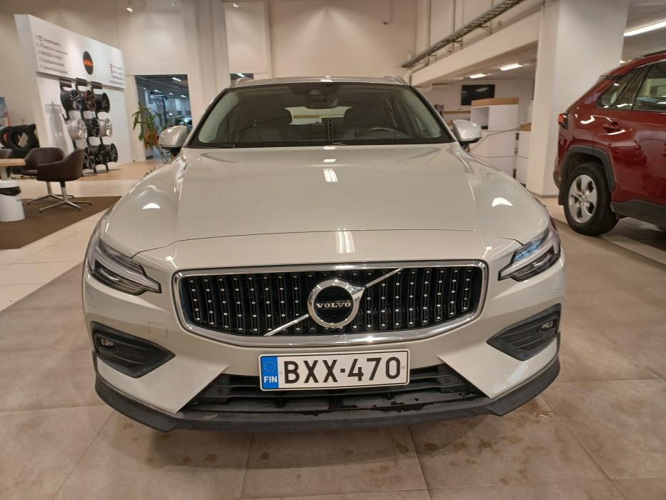 Volvo V60 Cross Country 2019