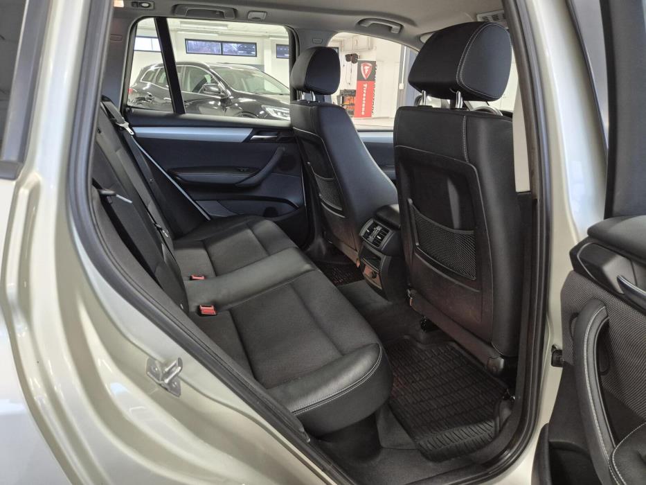 BMW X3 2012