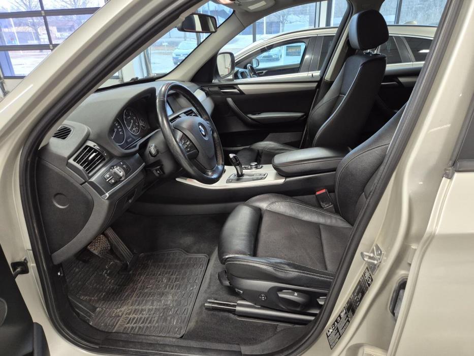 BMW X3 2012