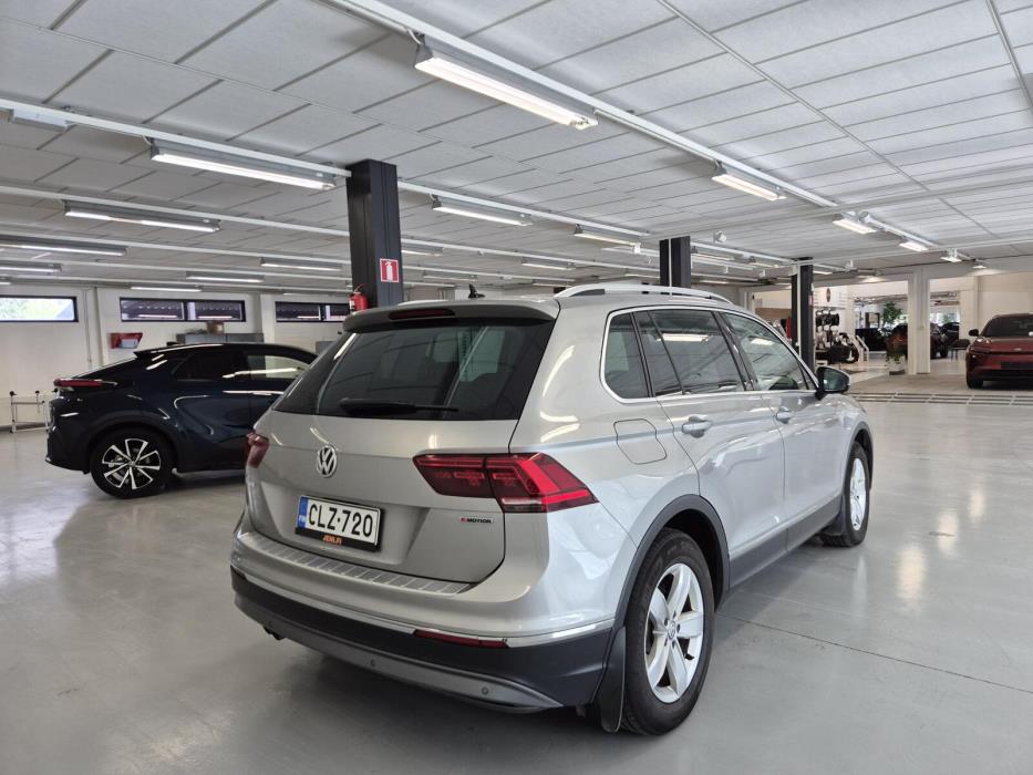 VOLKSWAGEN Tiguan 2019
