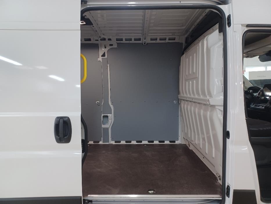 Toyota Proace MAX 2024