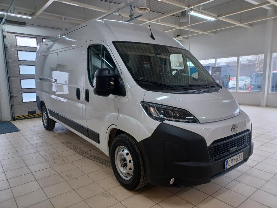 Toyota Proace MAX 2024