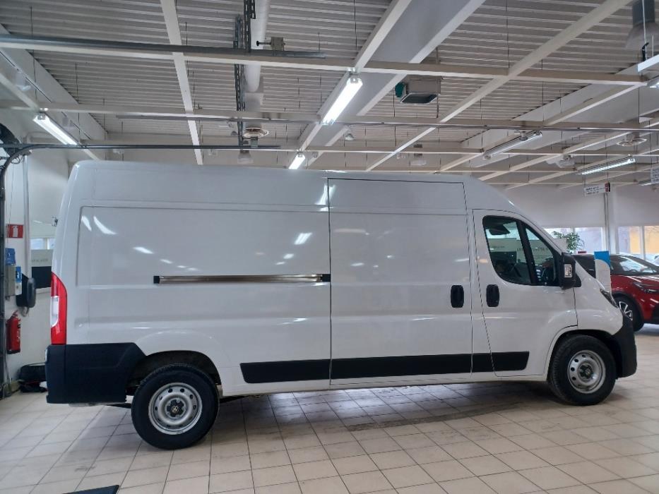 Toyota Proace MAX 2024