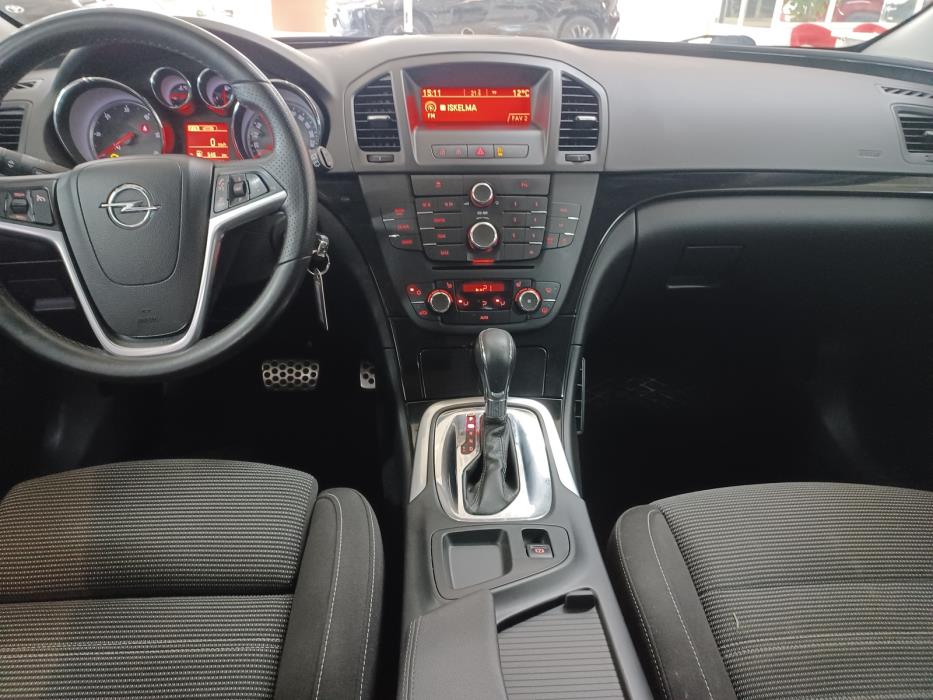 Opel Insignia 2012