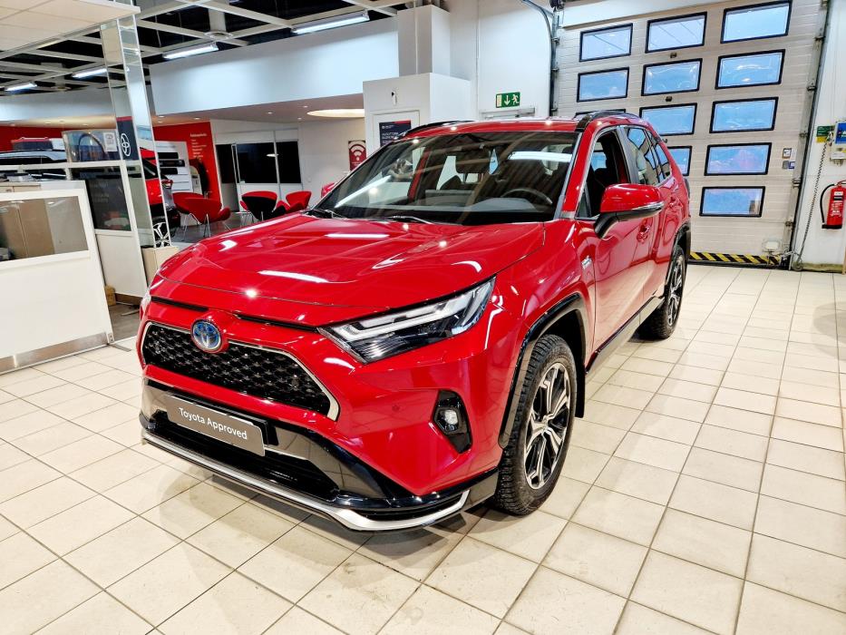 Toyota RAV4 Plug-in 2024