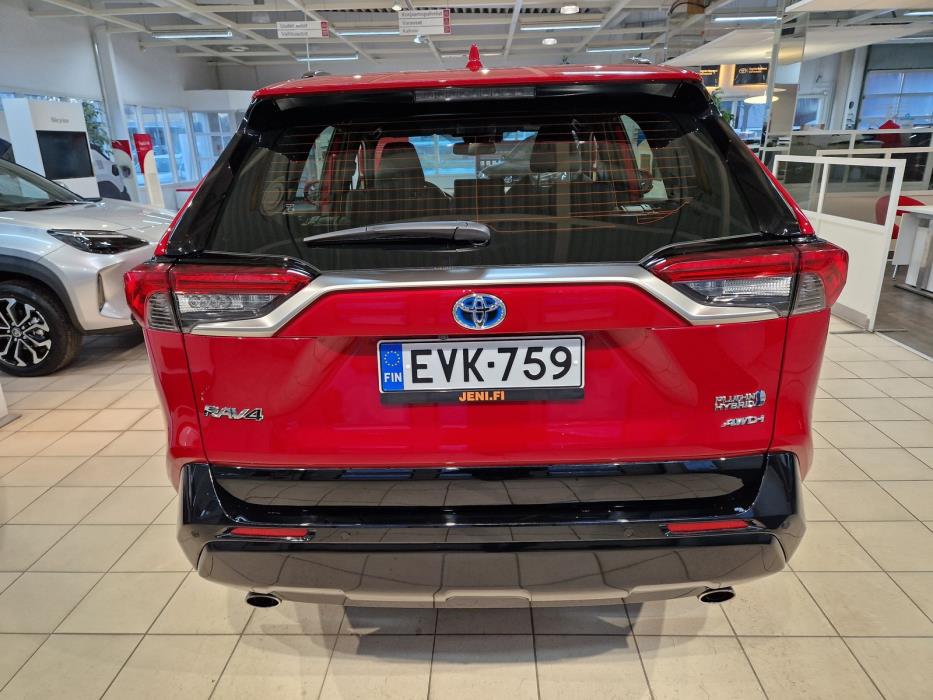 Toyota RAV4 Plug-in 2024