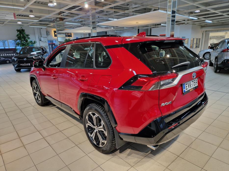 Toyota RAV4 Plug-in 2024