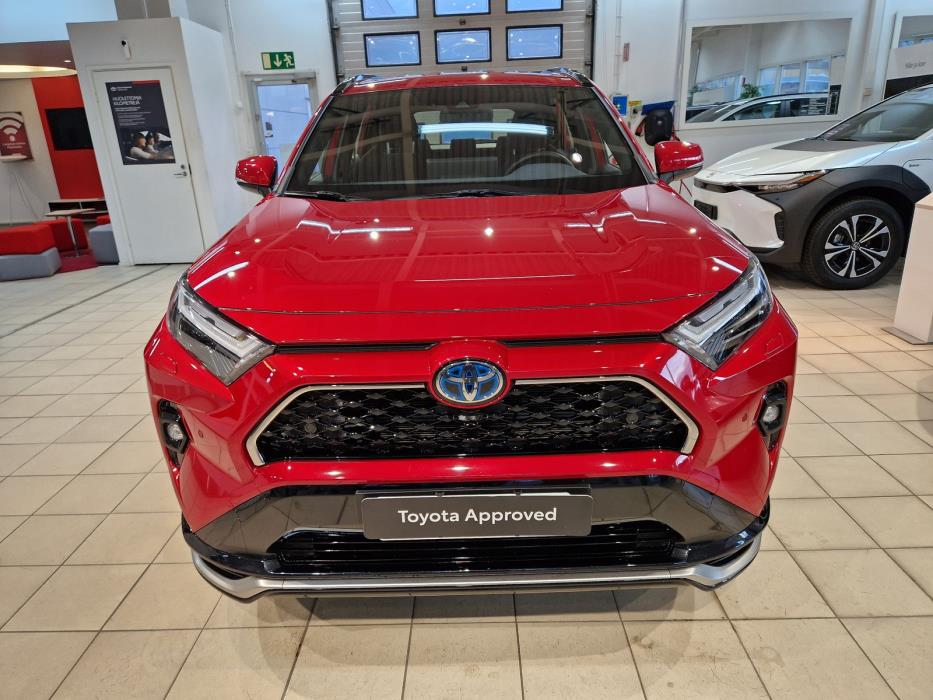 Toyota RAV4 Plug-in 2024