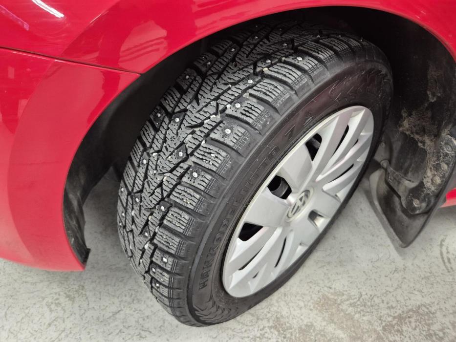 VOLKSWAGEN POLO 2012