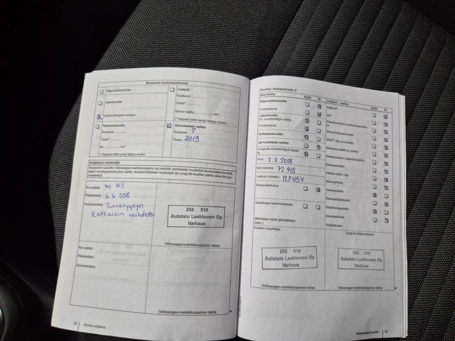 VOLKSWAGEN POLO 2012