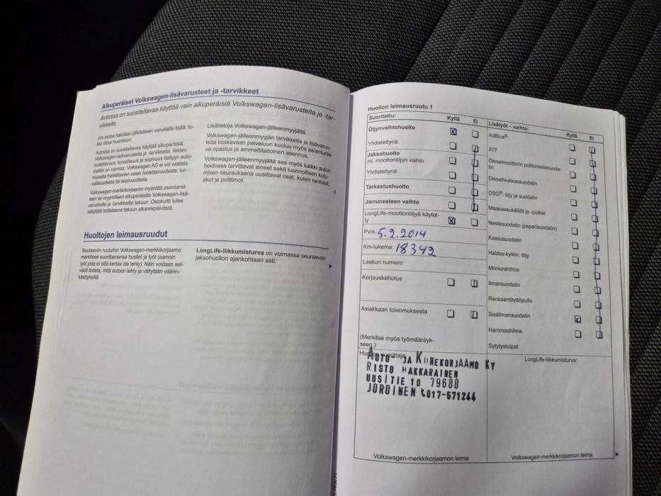 VOLKSWAGEN POLO 2012