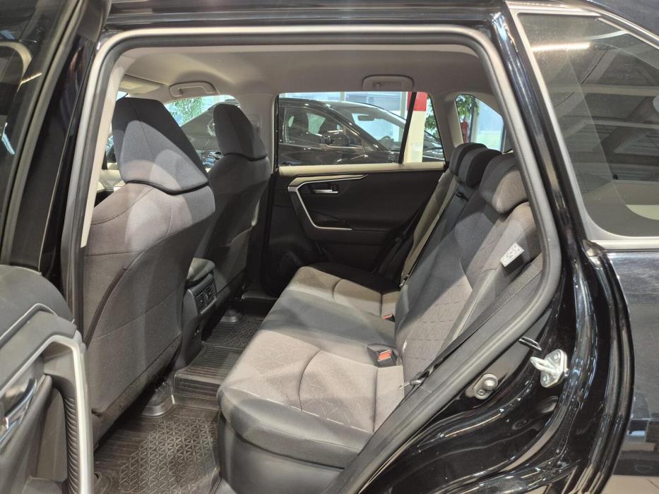 Toyota RAV4 2021