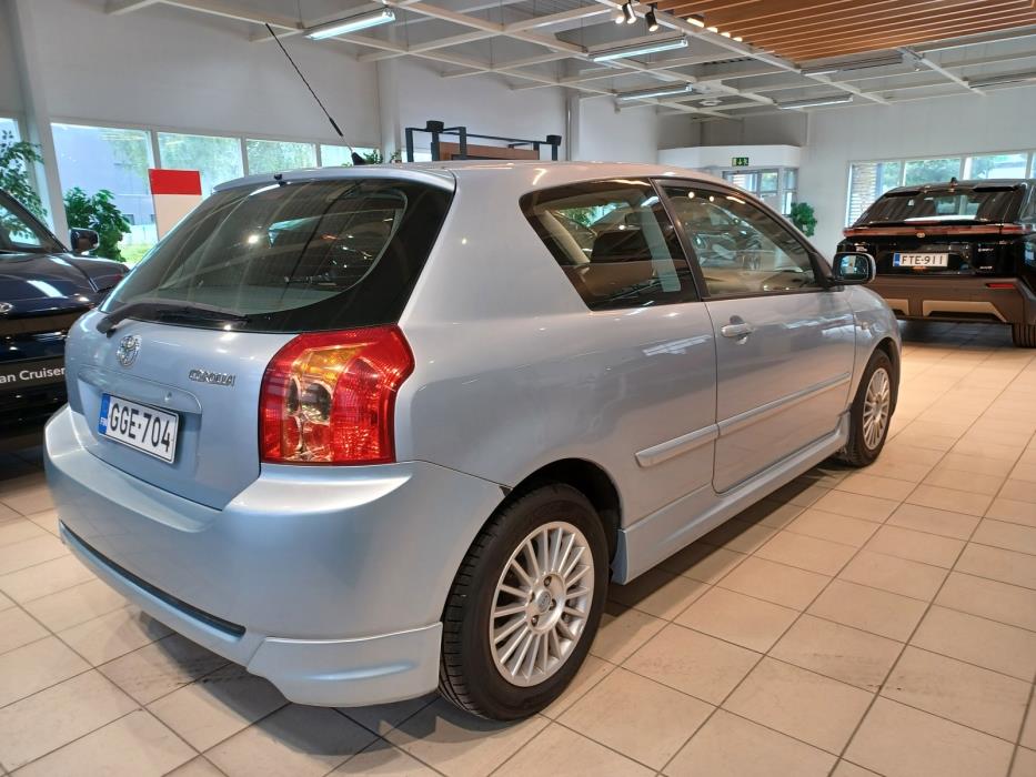 Toyota Corolla 2004