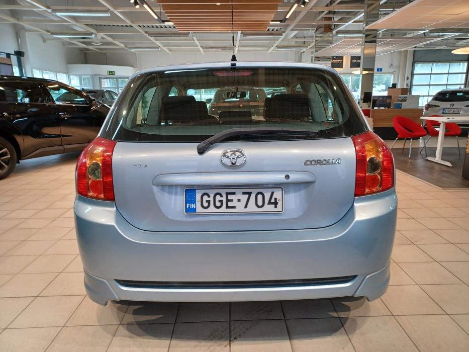 Toyota Corolla 2004