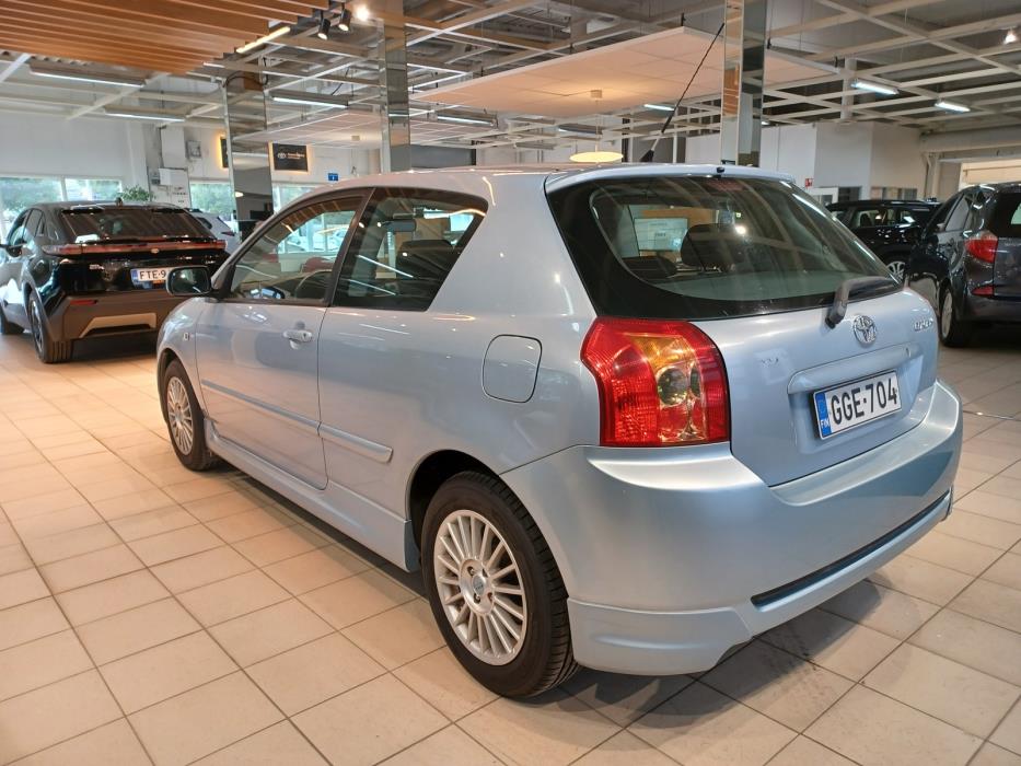 Toyota Corolla 2004