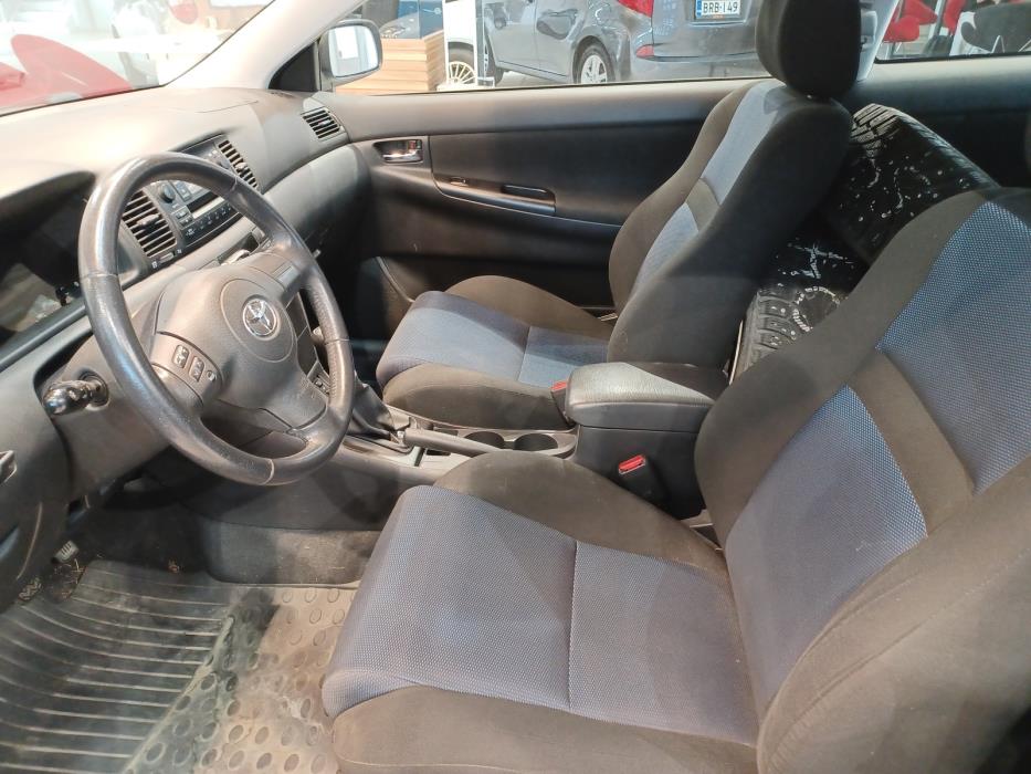 Toyota Corolla 2004