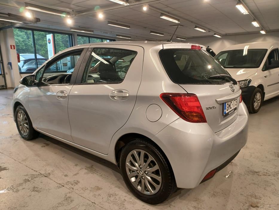 Toyota Yaris 2016