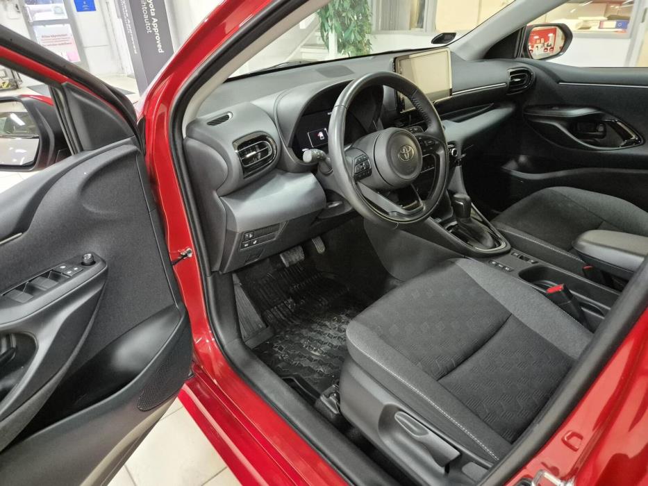 Toyota Yaris 2024