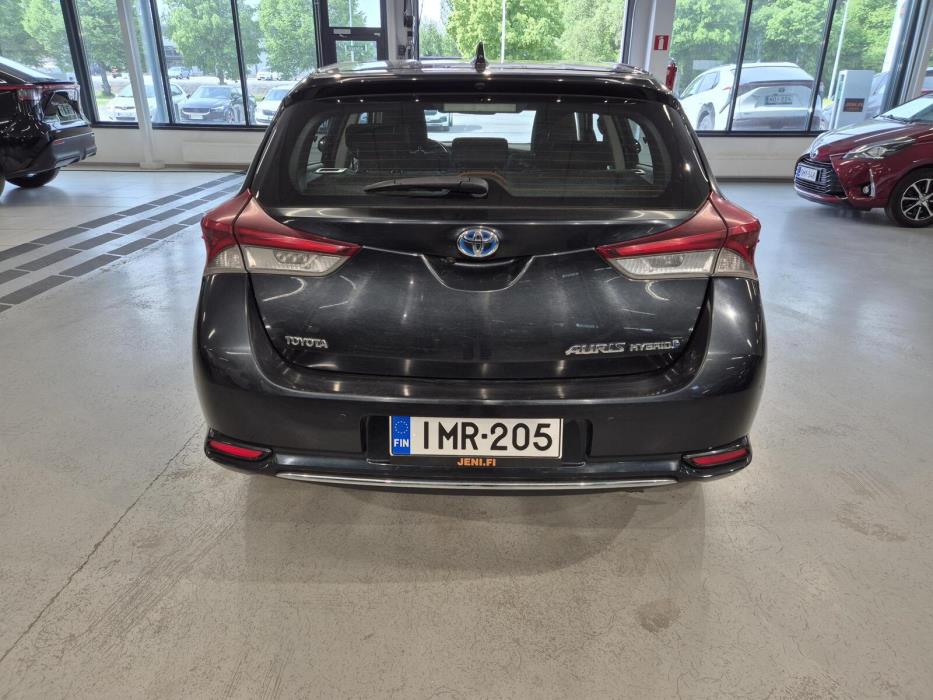 Toyota Auris 2016