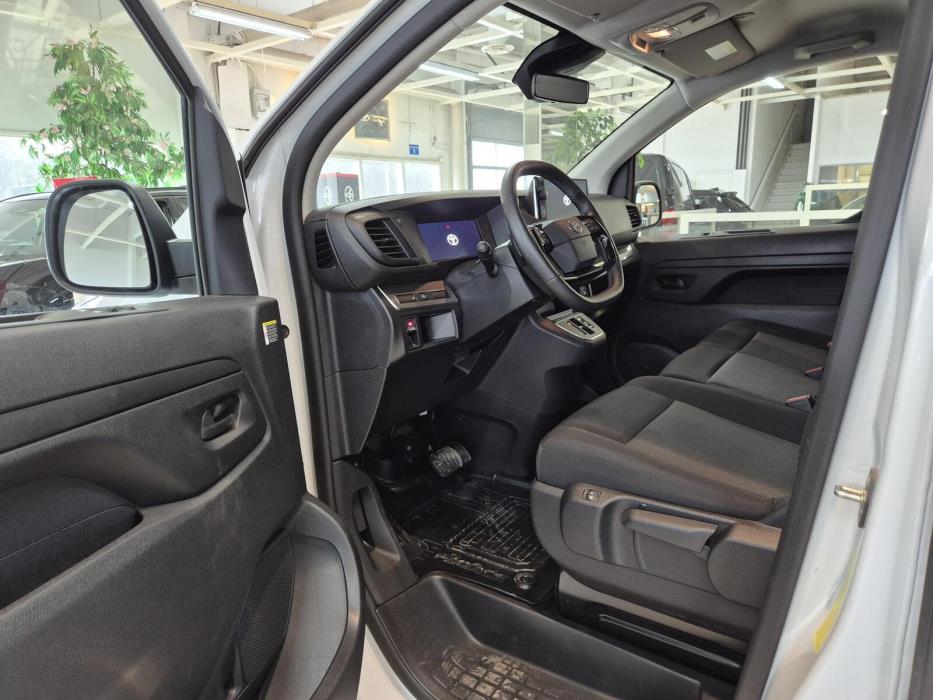 Toyota Proace 2025