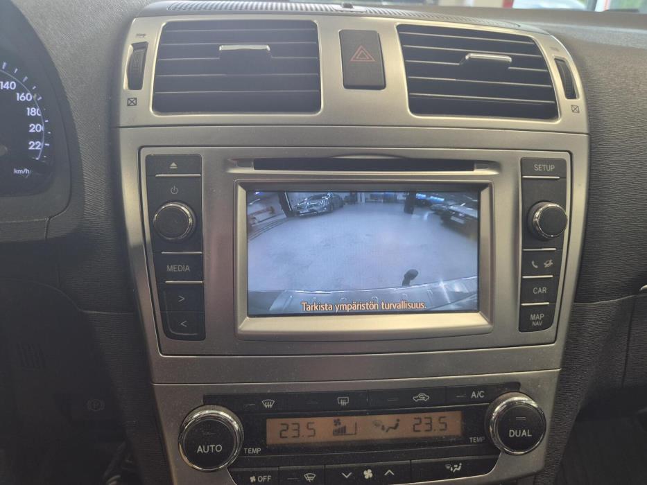 Toyota Avensis 2014