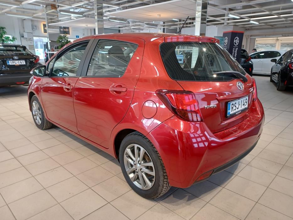 Toyota Yaris 2015