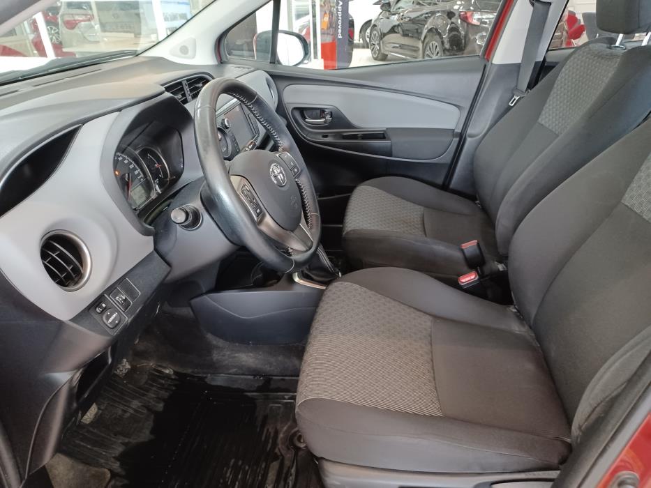 Toyota Yaris 2015