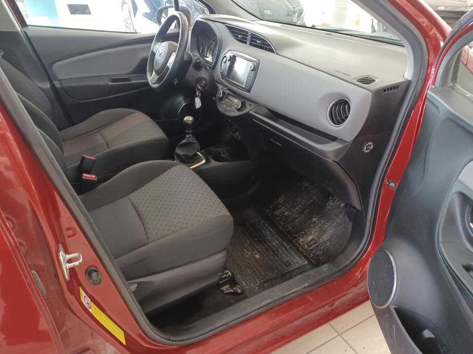 Toyota Yaris 2015