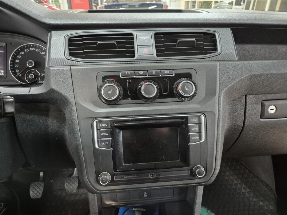 VOLKSWAGEN Caddy 2016