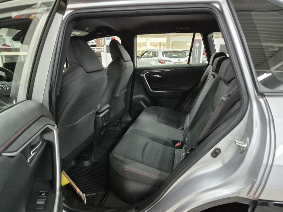 Toyota RAV4 Plug-in 2023