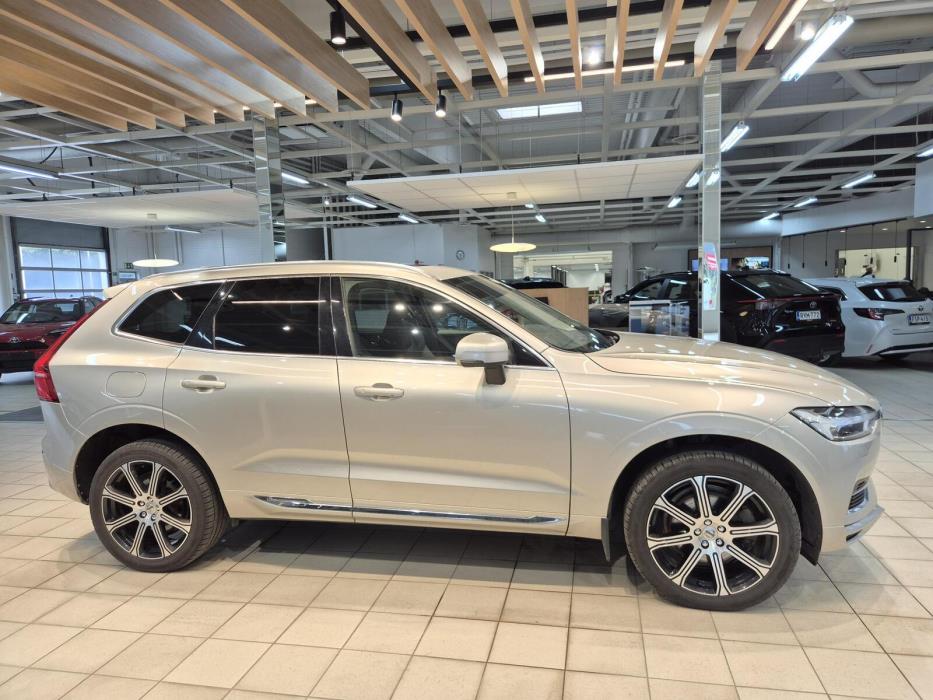 VOLVO XC60 2019