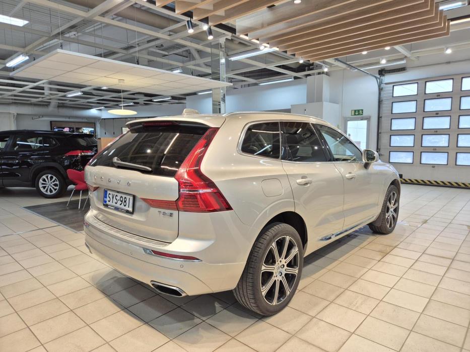 VOLVO XC60 2019